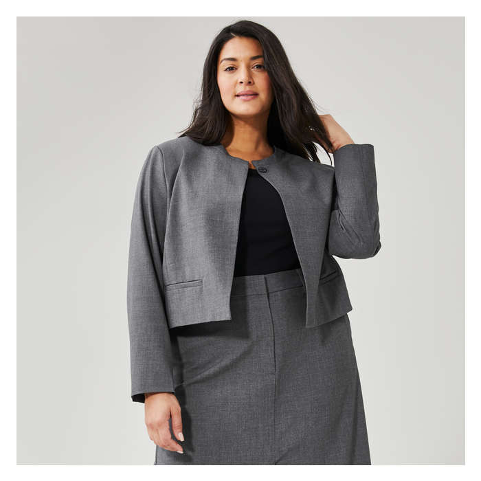Women+ Crop Blazer